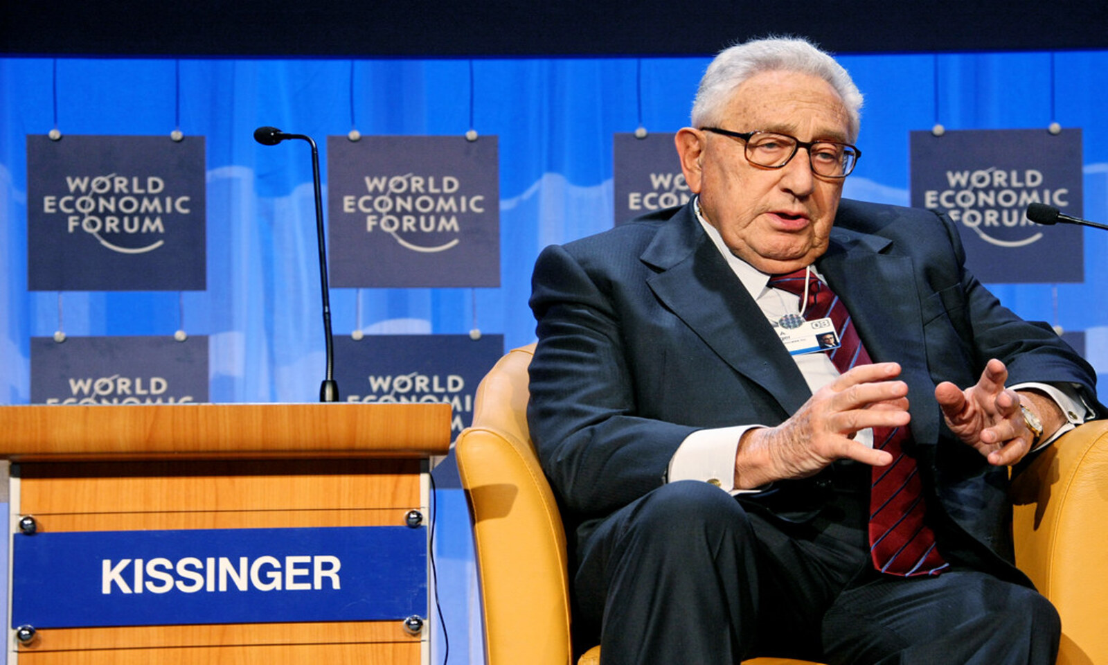 Dopo la morte Kissinger è celebrato da tutti. Oscurati errori e colpe