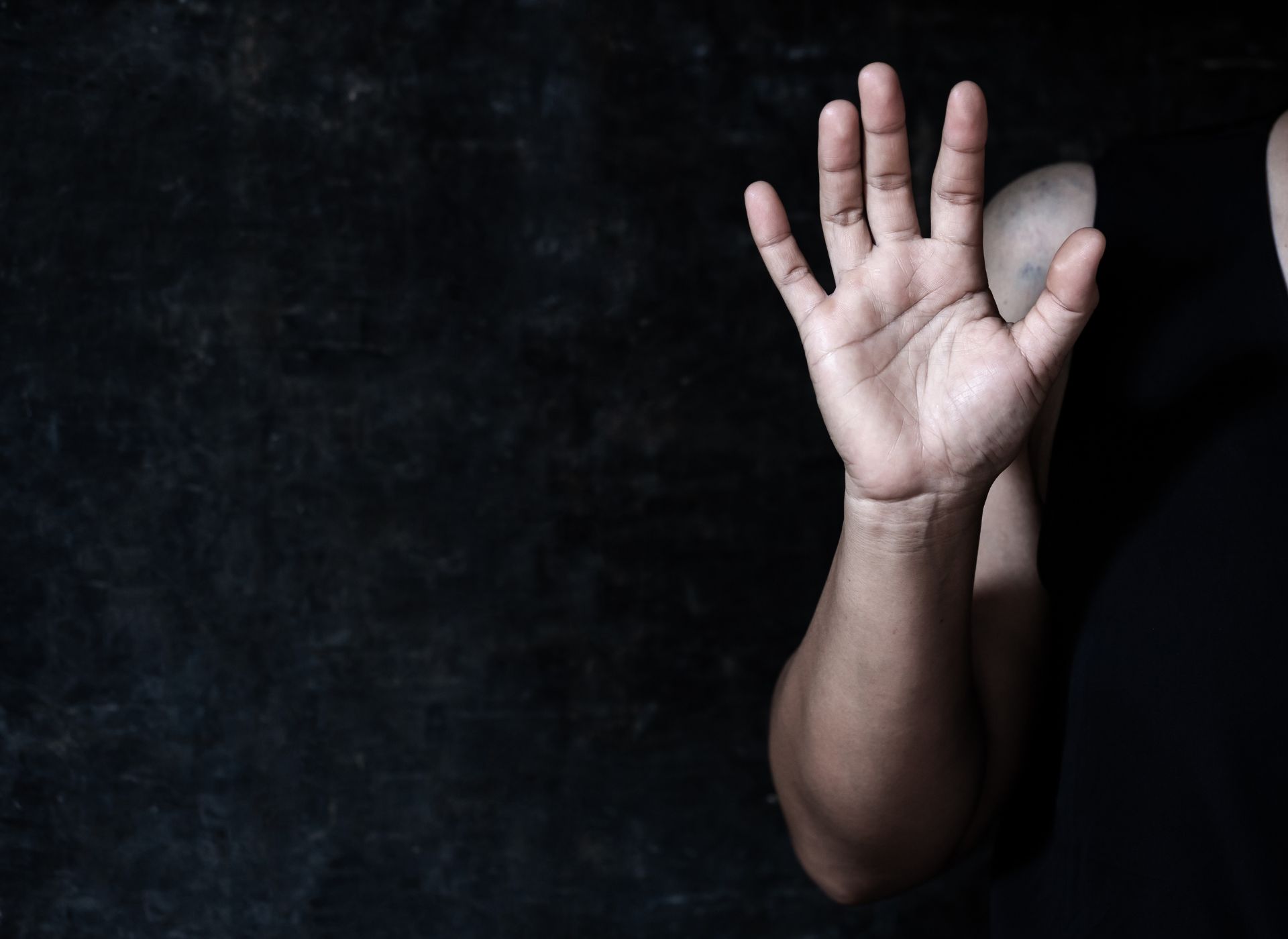 Violenza sessuale: il giudice, la legge e le critiche del governo