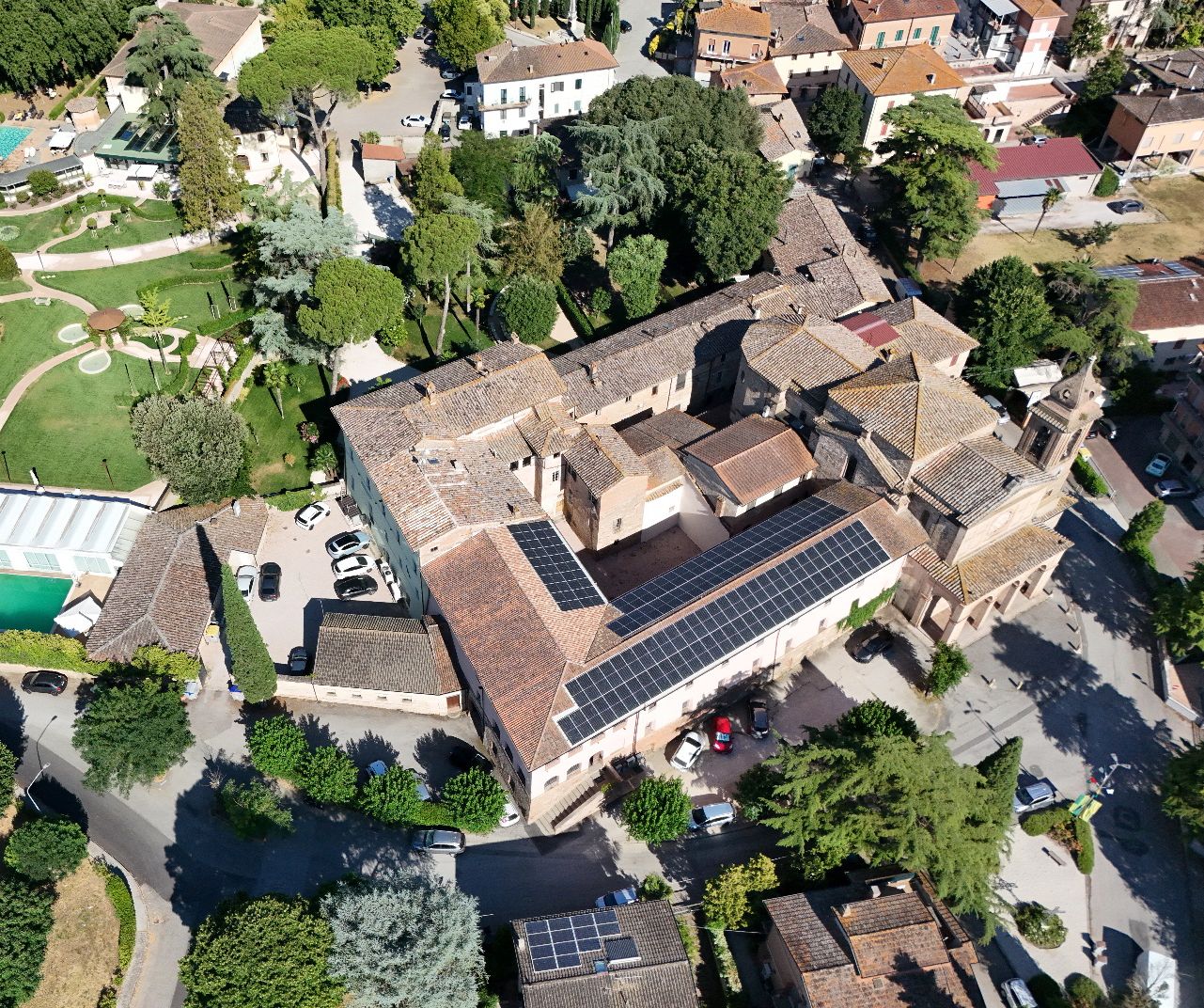 Alla scoperta di un castello che riaffiora dal Trecento